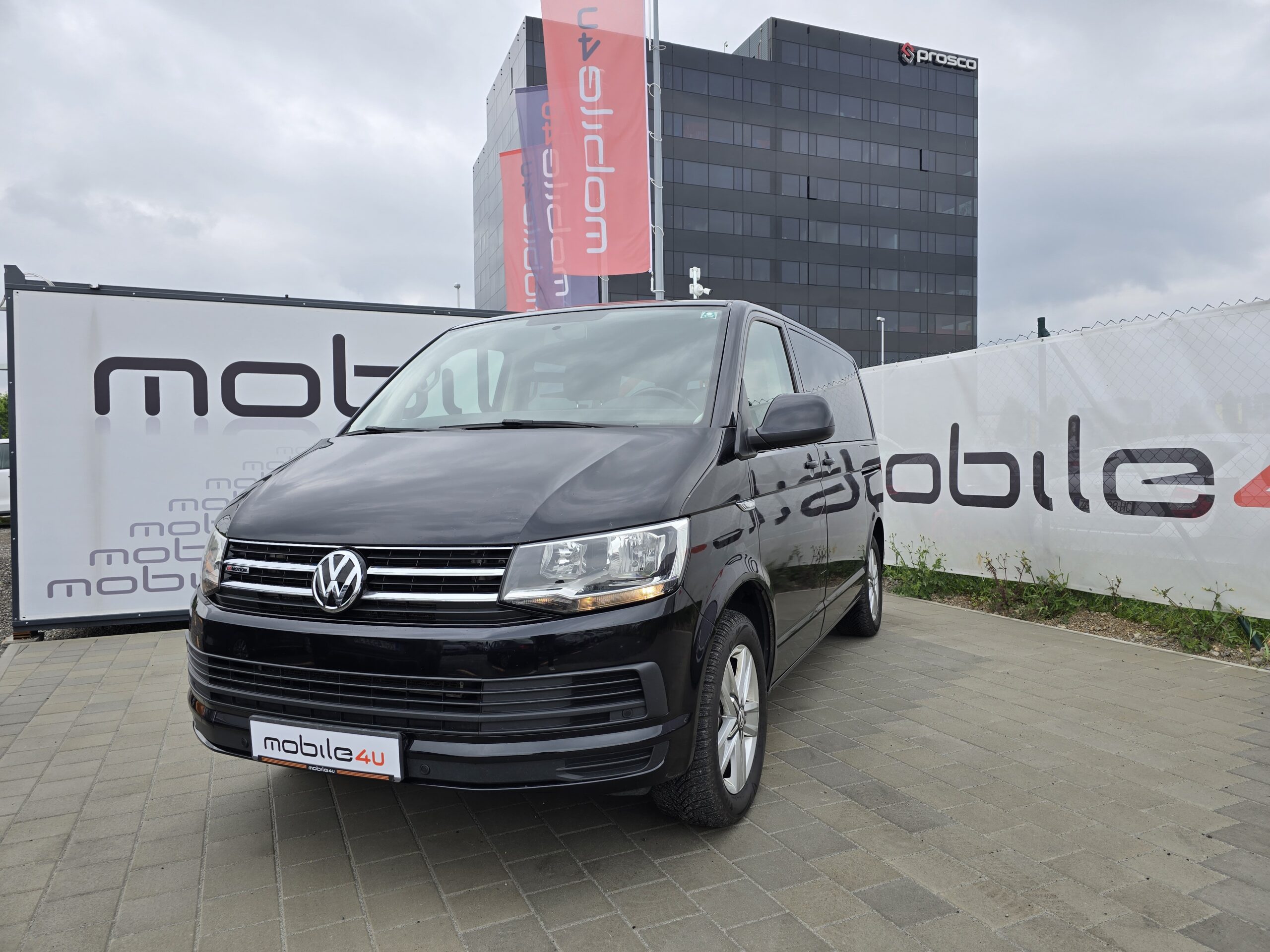 VW Multivan 2,0 TDI DSG 4MOTION 7 sjedala