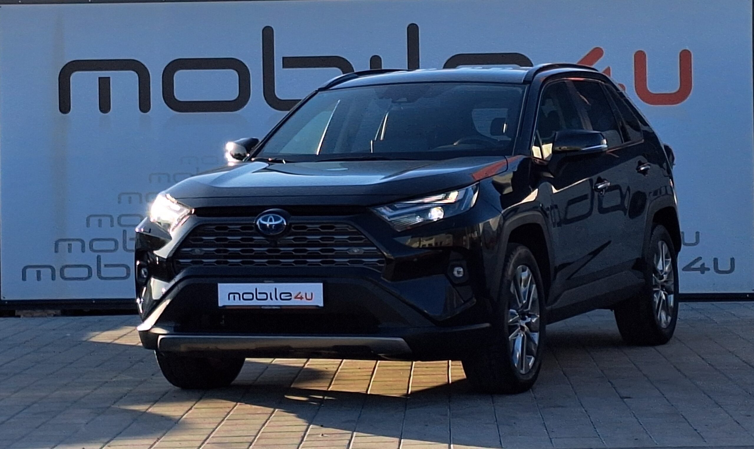 TOYOTA RAV4 HYBRID AWD 2,5 PREMIUM