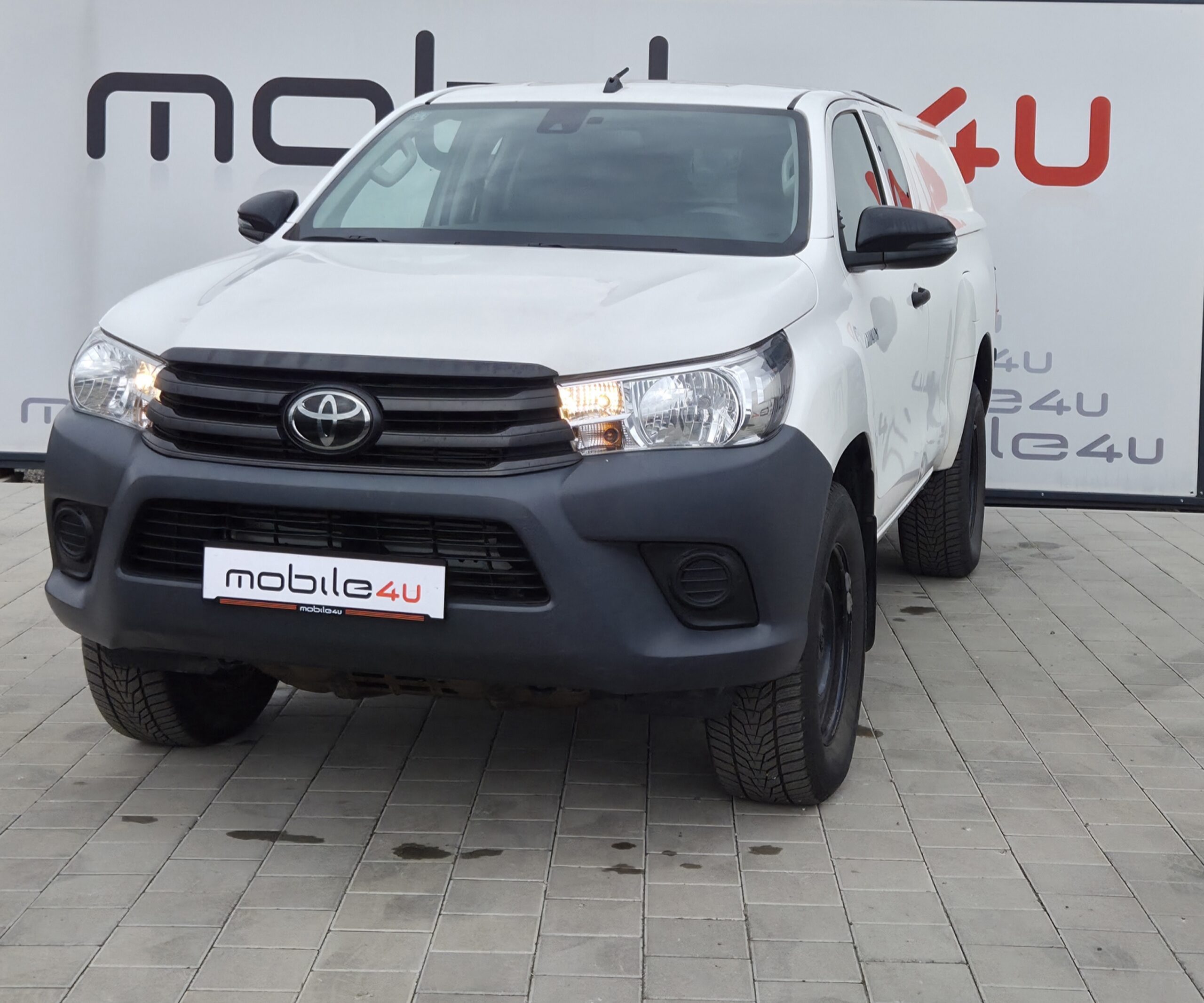 Toyota Hilux 2.4  D-4D Comfort 4×4